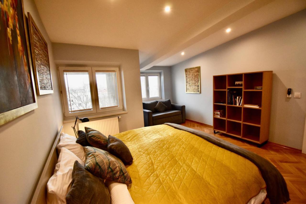 Krakow Krib Apartment ภายนอก รูปภาพ