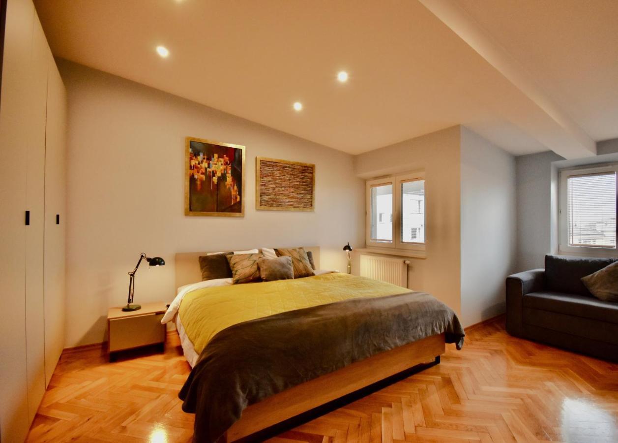 Krakow Krib Apartment ภายนอก รูปภาพ